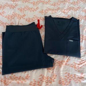 FIGS Catarina Scrub Top and Livingston Basic Scrub Pants